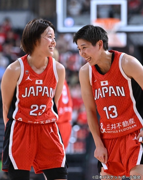 11624人！日本女篮热身赛68分大胜新西兰 现场上座数创队史之最