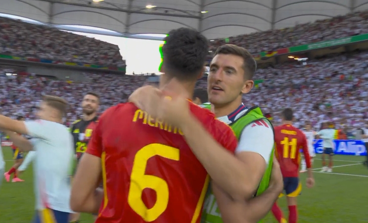 赛后西班牙狂欢庆祝克罗斯茫然&吕迪格瘫坐&诺伊尔咬球衣